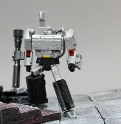 [Pre-Order] DX9 Toys X13D Mightron Megatron Damaged Version -Show.Z Toys Deals Store 045ffd6ffe