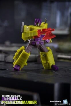 Dr.Wu DW-E04T Prime Commander Optimus Prime Toxitron Version W/ Trailer -Show.Z Toys Deals Store 0effe79648