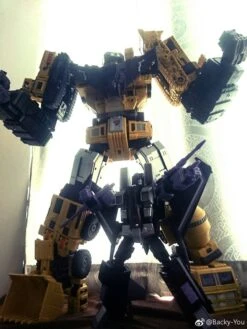 Toyworld TW-C07Y Constructor Devastator -Show.Z Toys Deals Store 16b650a079