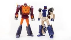 Xtransbots MM-XIII Crackup (Stunticons Breakdown) MX-XIII MX-13 -Show.Z Toys Deals Store 2d6e69919f
