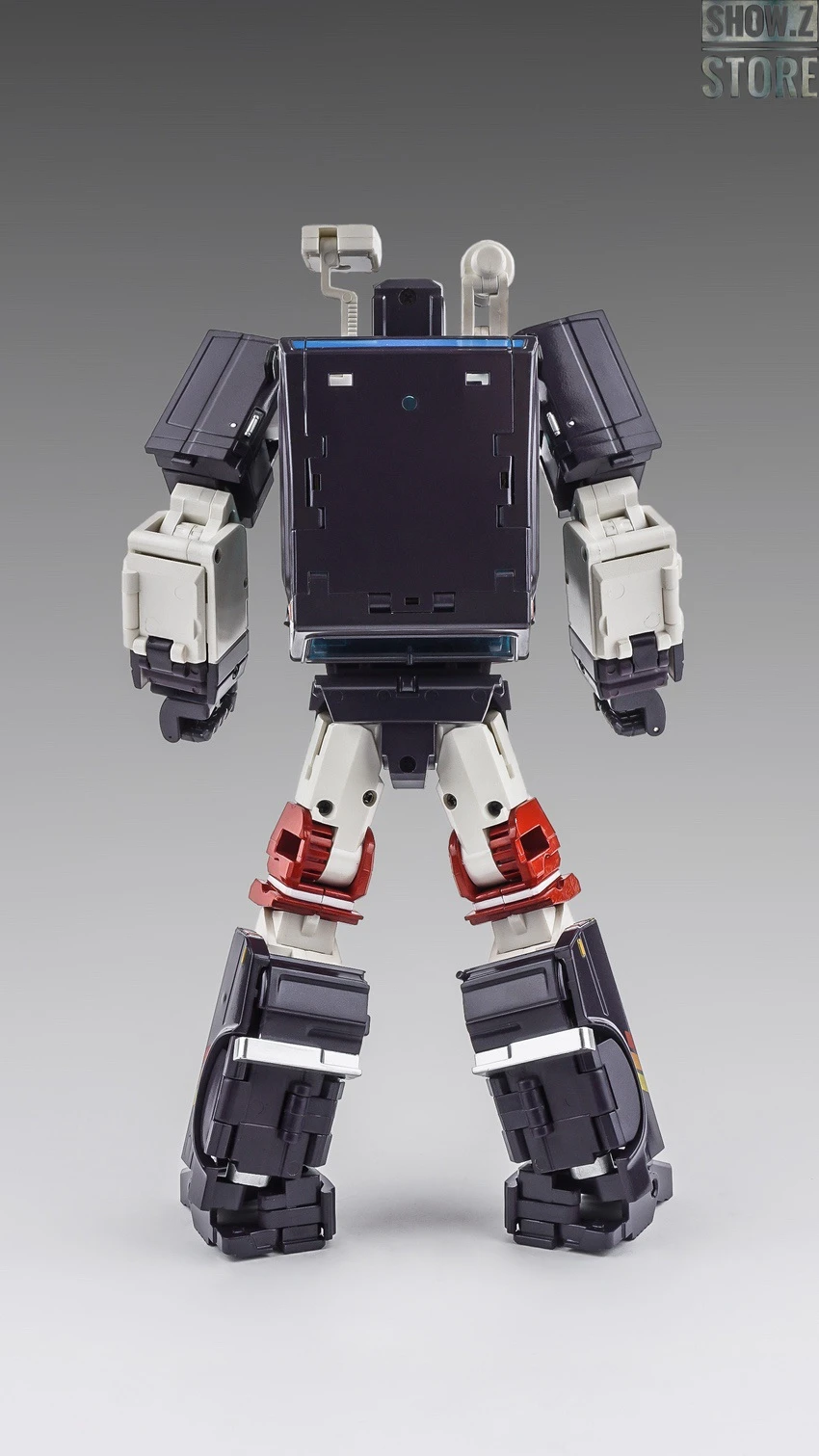 X-Transbots MX-8T Aegis Trailbreaker G1 Color Version 6 X-Transbots MX-8T Aegis Trailbreaker G1 Color Version - Image 6