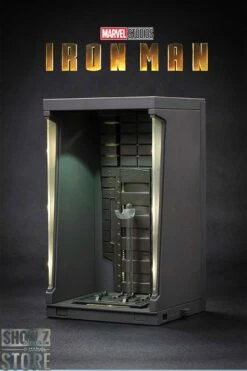 ZT Toys Marvel Licensed 1/10 Iron Man Garage -Show.Z Toys Deals Store 40c4b4b842
