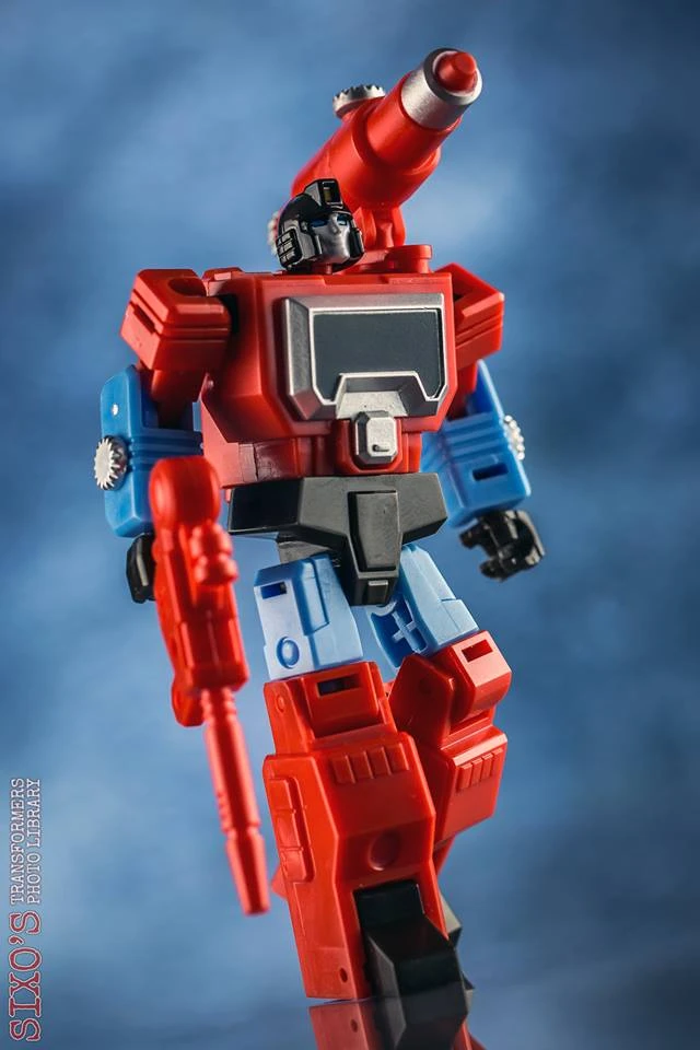 Mister Moon MM01 The Recorder & MM02 The Mic (Blaster & Perceptor) Set Of 2 12 Mister Moon MM01 The Recorder & MM02 The Mic (Blaster & Perceptor) Set Of 2 - Image 12