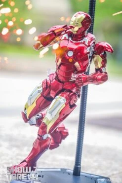 Eastern Model 1/9 Iron Man Mark 7 Model Kit -Show.Z Toys Deals Store 543b7e414c