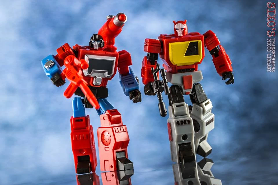 Mister Moon MM01 The Recorder & MM02 The Mic (Blaster & Perceptor) Set Of 2 7 Mister Moon MM01 The Recorder & MM02 The Mic (Blaster & Perceptor) Set Of 2 - Image 7