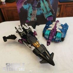 Mastermind Creations R-17 Carnifex Overlord -Show.Z Toys Deals Store 5a4a1b3a08