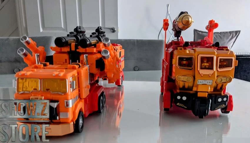 FansHobby MB-06D Power Baser Optimus Prime & MB-11D God Armor God Bomber Orange Version Set Of 2 5 FansHobby MB-06D Power Baser Optimus Prime & MB-11D God Armor God Bomber Orange Version Set Of 2 - Image 5