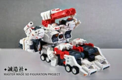 Master Made SDT-01 SDT01 Titan Mobile City Metroplex -Show.Z Toys Deals Store 8c72a4dfb5