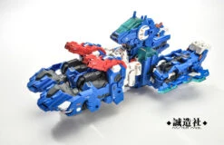 Master Made SDT-05 Odin Fortress Maximus -Show.Z Toys Deals Store 953a5a232f