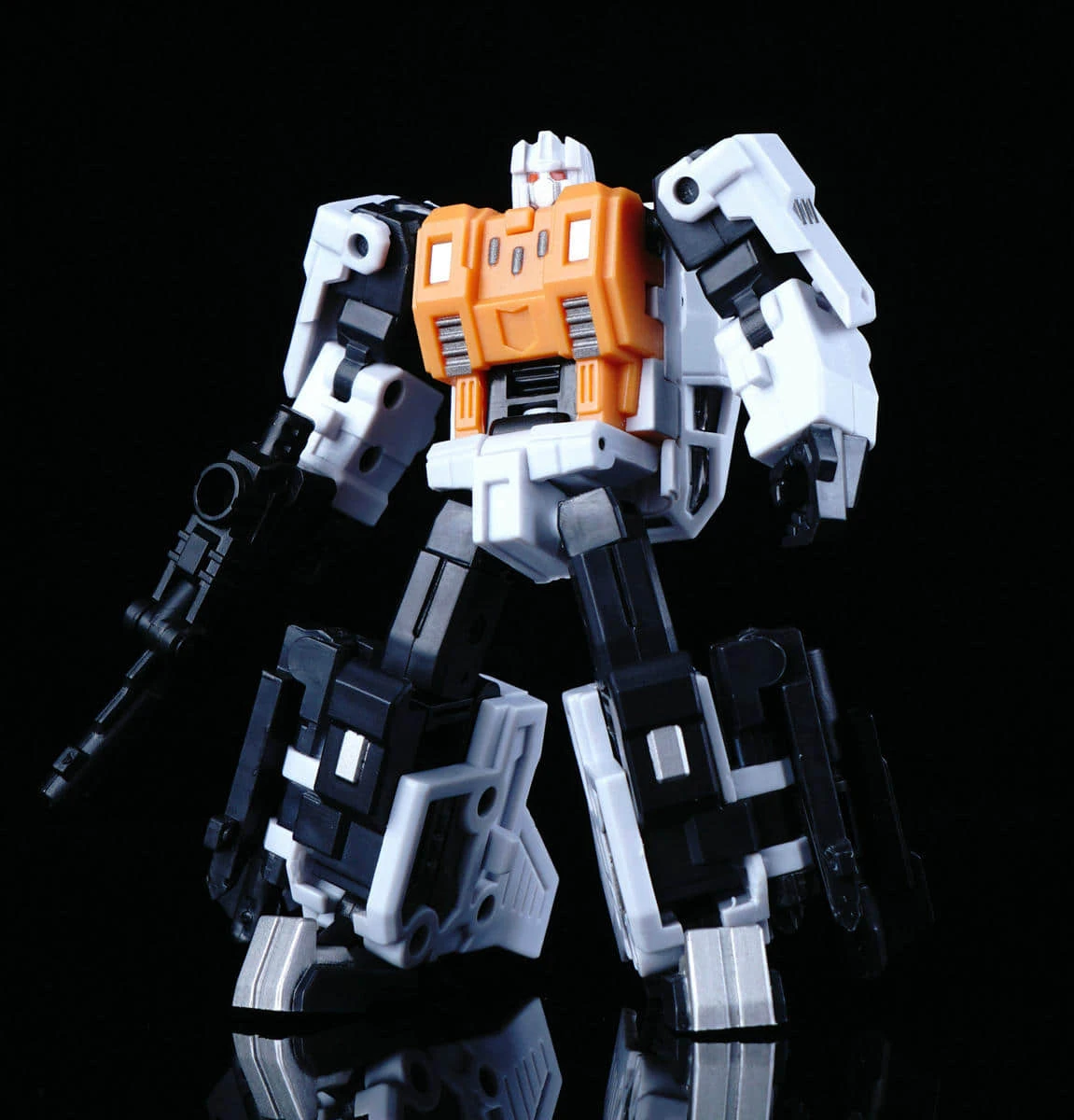 Iron Factory IF-EX24X War Giant Catastrophe Bruticus TF2000 Color Scheme Version 9 Iron Factory IF-EX24X War Giant Catastrophe Bruticus TF2000 Color Scheme Version - Image 9