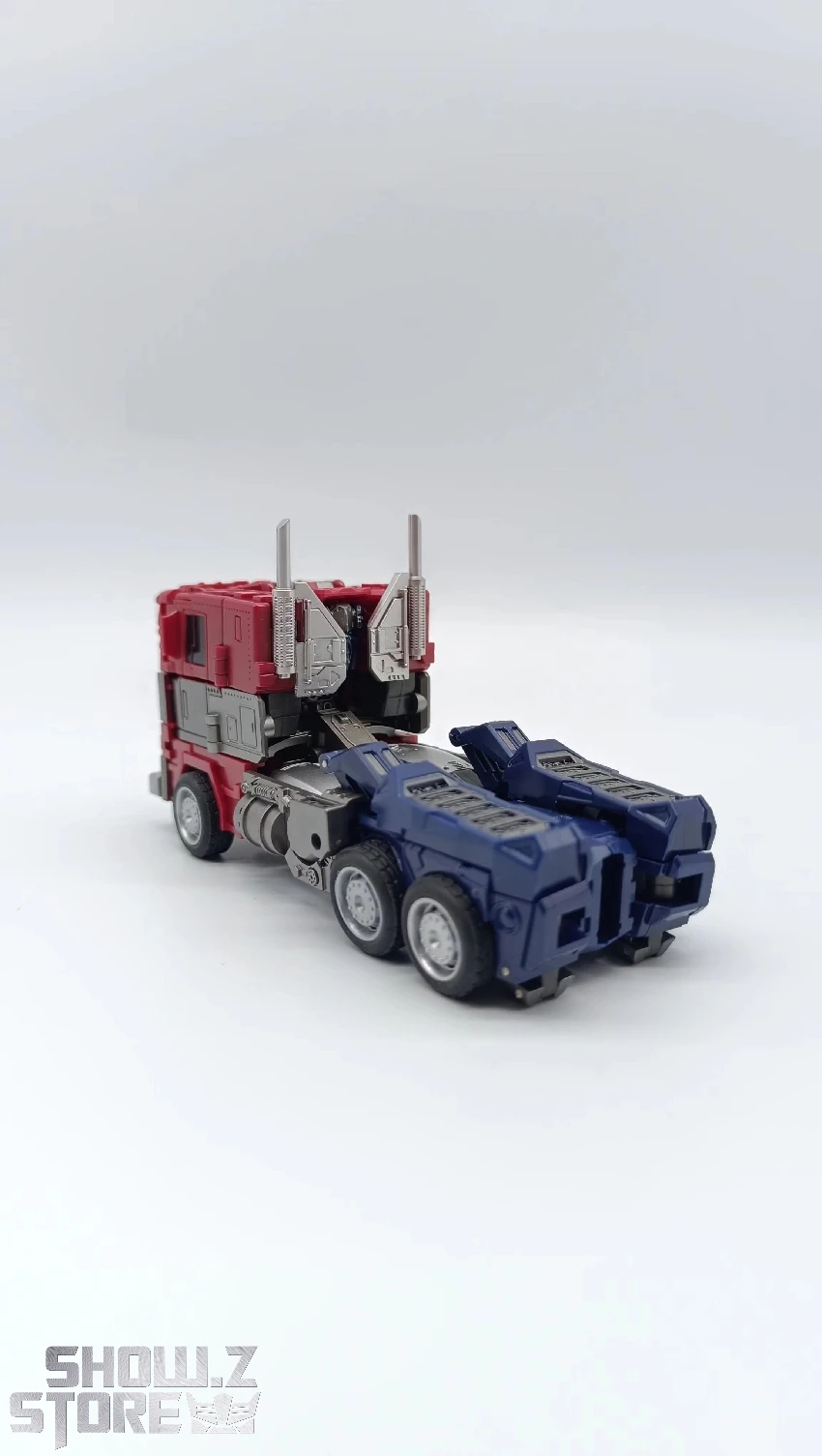BW TW1027 Cybertron Commander Optimus Prime 2 BW TW1027 Cybertron Commander Optimus Prime - Image 2