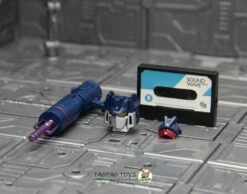 Model Model-002 MP13 Soundwave Upgrade Kits /w Lit Heads, Extra Pistol And Cassette 11 Model Model-002 MP13 Soundwave Upgrade Kits /w Lit Heads, Extra Pistol And Cassette -Show.Z Toys Deals Store 9db328328a