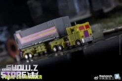 Dr.Wu DW-E04T Prime Commander Optimus Prime Toxitron Version W/ Trailer -Show.Z Toys Deals Store b0254eb1c7