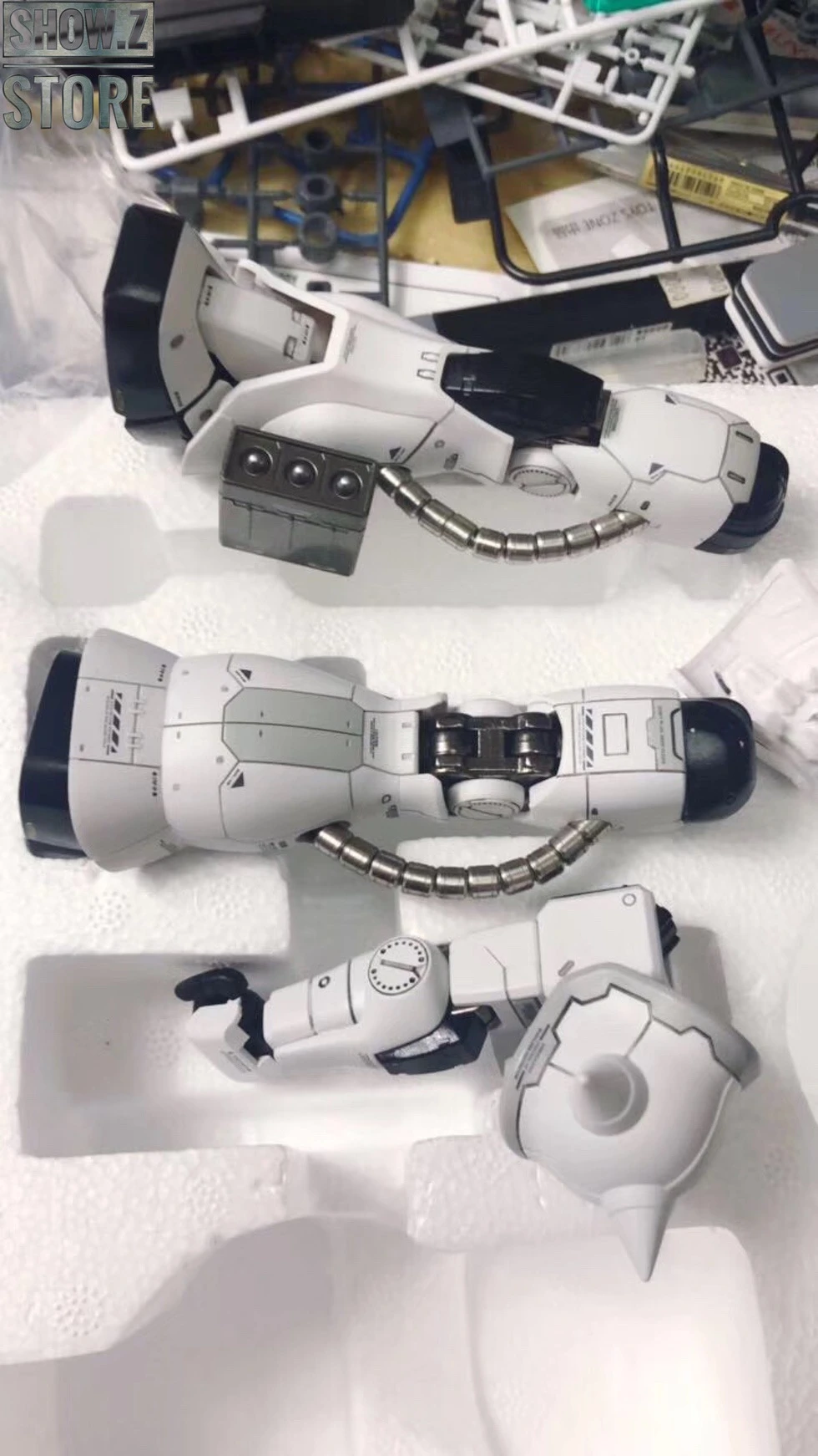 Metal Soldier MS 1/100 MS-06J MS06J Zaku II White Ogre Gundam Mobile Suit 4 Metal Soldier MS 1/100 MS-06J MS06J Zaku II White Ogre Gundam Mobile Suit - Image 4