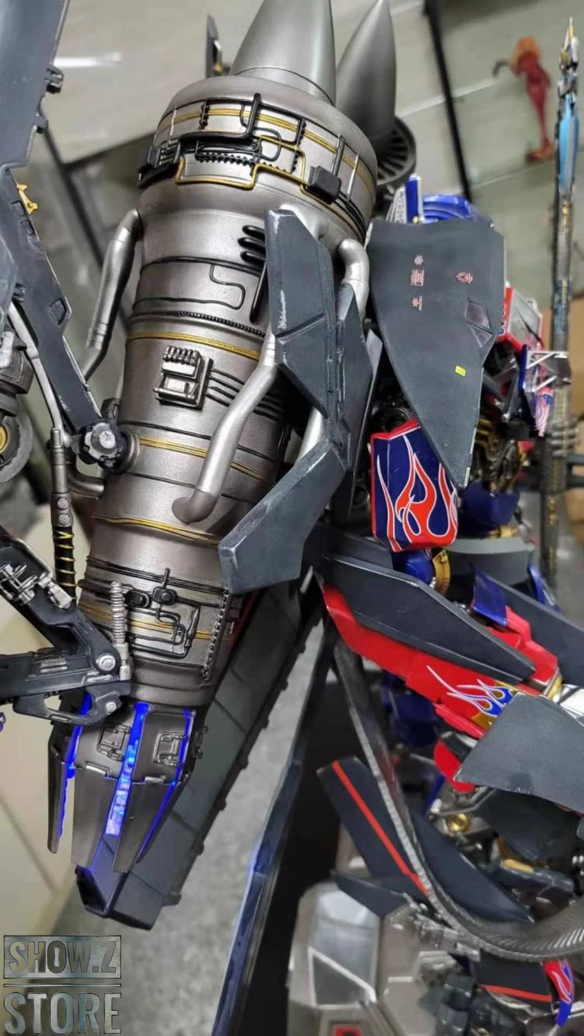 HEAT Studio Custom Made Jetpower Optimus Prime Statue 12 HEAT Studio Custom Made Jetpower Optimus Prime Statue - Image 12