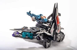 Master Made SDT-05 Odin Fortress Maximus -Show.Z Toys Deals Store d59fa212d0