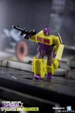 Dr.Wu DW-E04T Prime Commander Optimus Prime Toxitron Version W/ Trailer -Show.Z Toys Deals Store e78f97a9ec