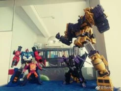 Toyworld TW-C07Y Constructor Devastator -Show.Z Toys Deals Store e8b2b5b0d8