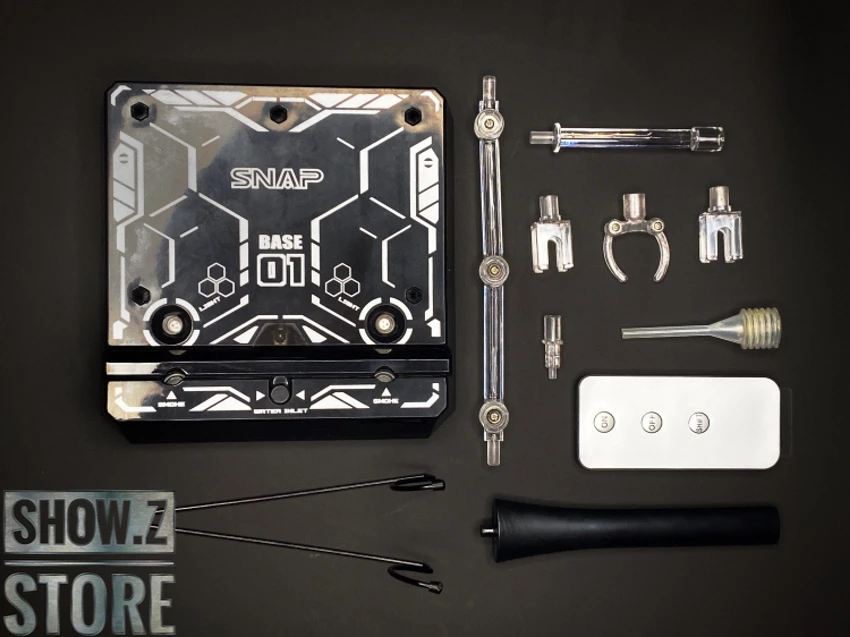 SNAP Remote Smoke Display Stand W/ LED Gold Version 6 SNAP Remote Smoke Display Stand W/ LED Gold Version - Image 6