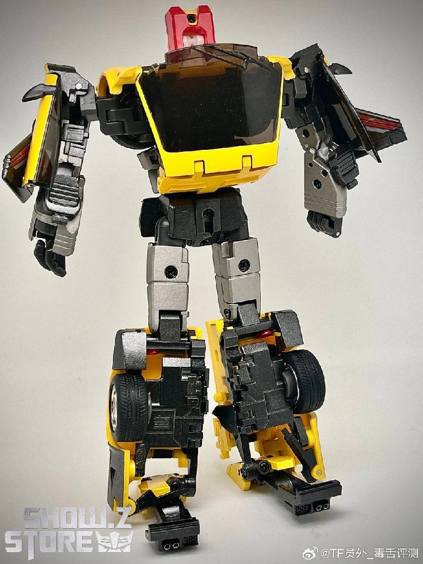 XTransbots MX-23D Fioravanti Omnibot Overdrive Diamond Limited Version 18 XTransbots MX-23D Fioravanti Omnibot Overdrive Diamond Limited Version - Image 18